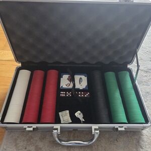 2004 Ford GT Poker Set Chips Cards Dice Lock Key Case AS IS